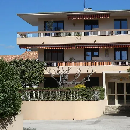Appartement 80M2 A 2 Pas De Sanary Sur Mer Et De La Plage De Bonnegrace Apartment *